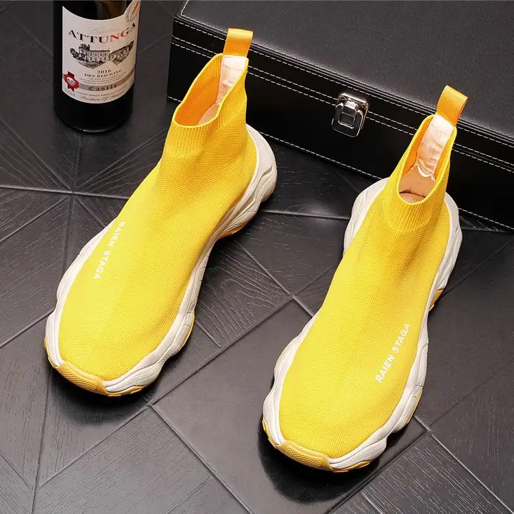 

Самый передовой стиль для мужчин желтый комфортная обувь на каждый день с высоким берцем со вставками из дышащего материала, без шнуровки, н...