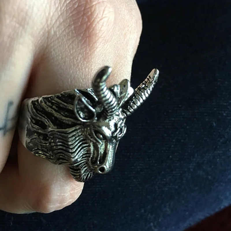 Прямая поставка новинка Стильное мужское посеребренное кольцо в старинном стиле