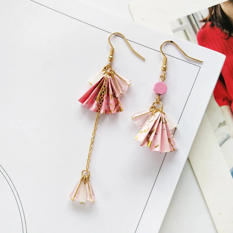 DoreenBeads Мода Zephyr висячие серьги красочные бусины вентиляторы кулон Модные ассиметричные серьги для женщин подарок, 1 пара - Окраска металла: 4