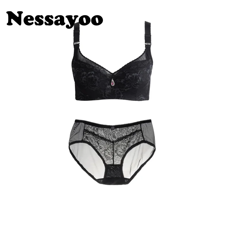 Комплект женского нижнего белья с чашками пуш ап и вышивкой|bra panty set|underwear women