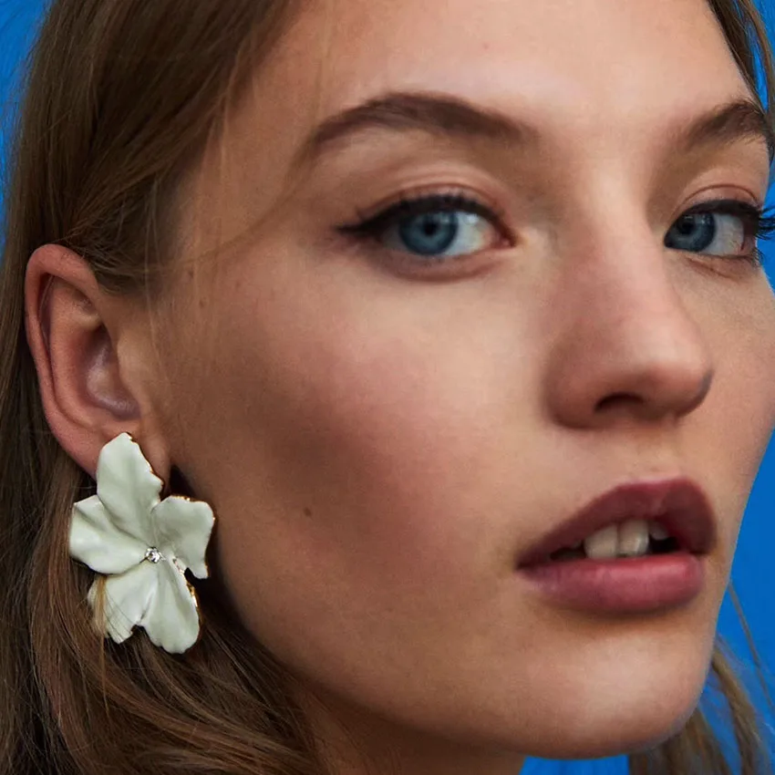 Новые металлические серьги-гвоздики в форме цветка Стильные Простые большие