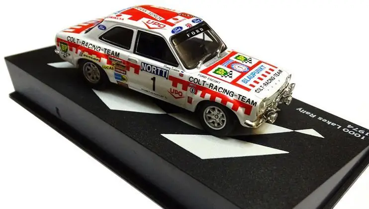 Высокая симуляция FORD ESCORT RS1600 1:43 литые под давлением машины из металлического сплава игрушки ралли модель автомобиля Коллекция игрушечных автомобилей