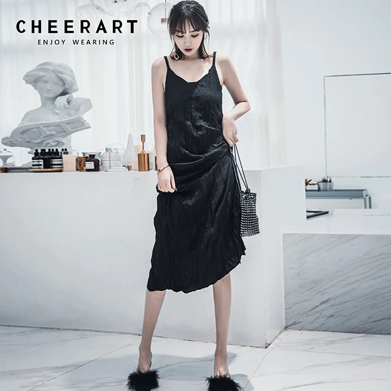Женское платье на тонких бретельках Cheerart черное Повседневное средней длины с