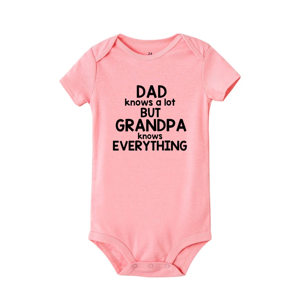 DADS KNOW A LOT GRANDPAS EVERYTHING комбинезон для малышей Детская рубашка с надписью