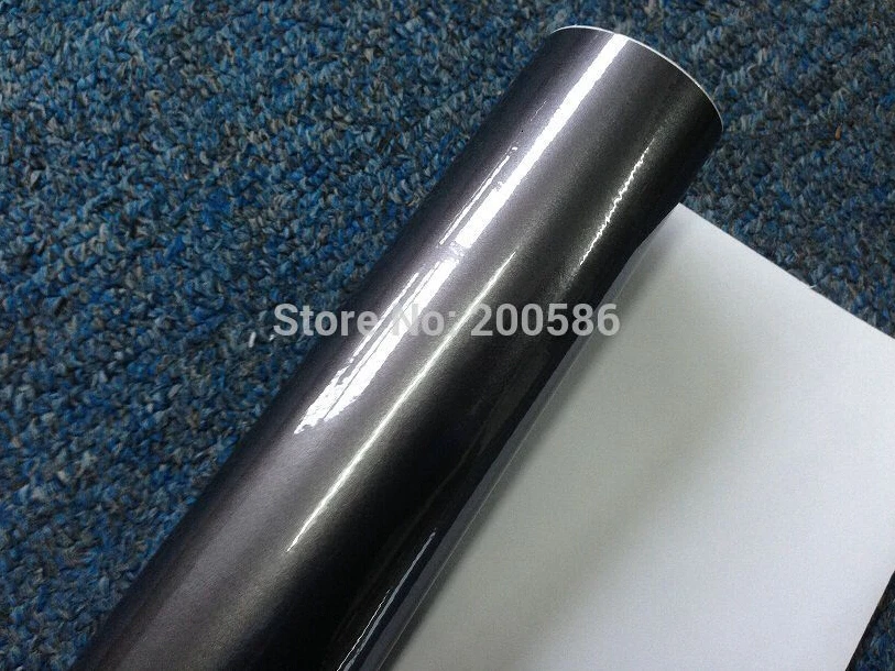 Глянцевая виниловая плёнка металлик серого цвета блестящая для автомобиля