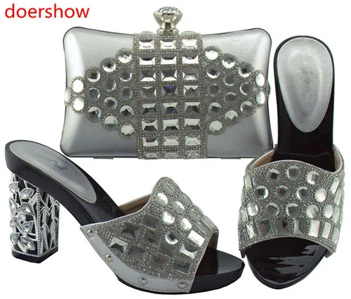 

Doershow новые серебряные туфли с комплектом подходящих сумок лимонный кристалл невесты платные туфли и кошелек в форме сердца женские туфли! ...