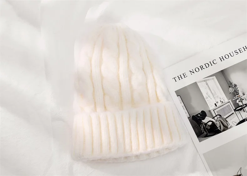 off white VISROVER, 12 цветов, Осень-зима, одноцветные, настоящие акриловые шапочки с помпоном для мужчин и женщин, кашемировые, унисекс, теплая шапка - Цвет: off white