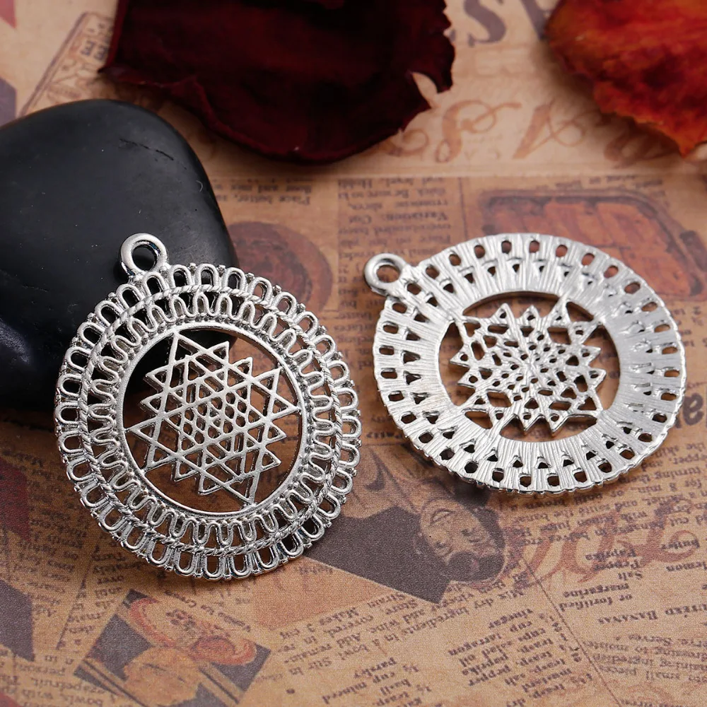 Круглые медитационные Подвески DoreenBeads из сплава цинка серебристого цвета Sri Yantra