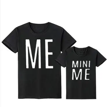 Black Г. Одинаковые комплекты для семьи Одежда для Отца и Сына с надписью «ME MINI ME» Модная стильная семейная футболка с милым рисунком одинаковые комплекты для семьи - Цвет: Black