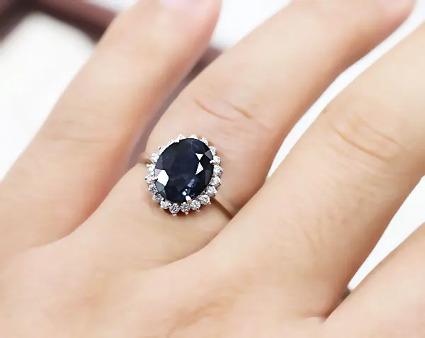 Кольцо женское из серебра 925 пробы с натуральным сапфиром 10 х12 мм|ring|sterling silver blue gem