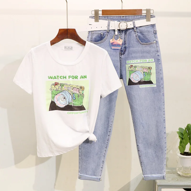 Женские летние футболки джинсы 2 предмета костюмы расшитые бисером с блестками