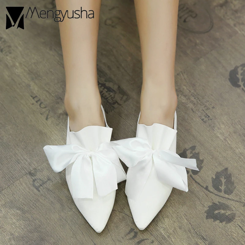 Женские мокасины с завязкой бабочкой белые туфли на ремешке лоферы без застежки