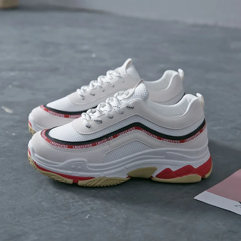 Новинка 2018 года модные кроссовки женская повседневная обувь белая замшевая на