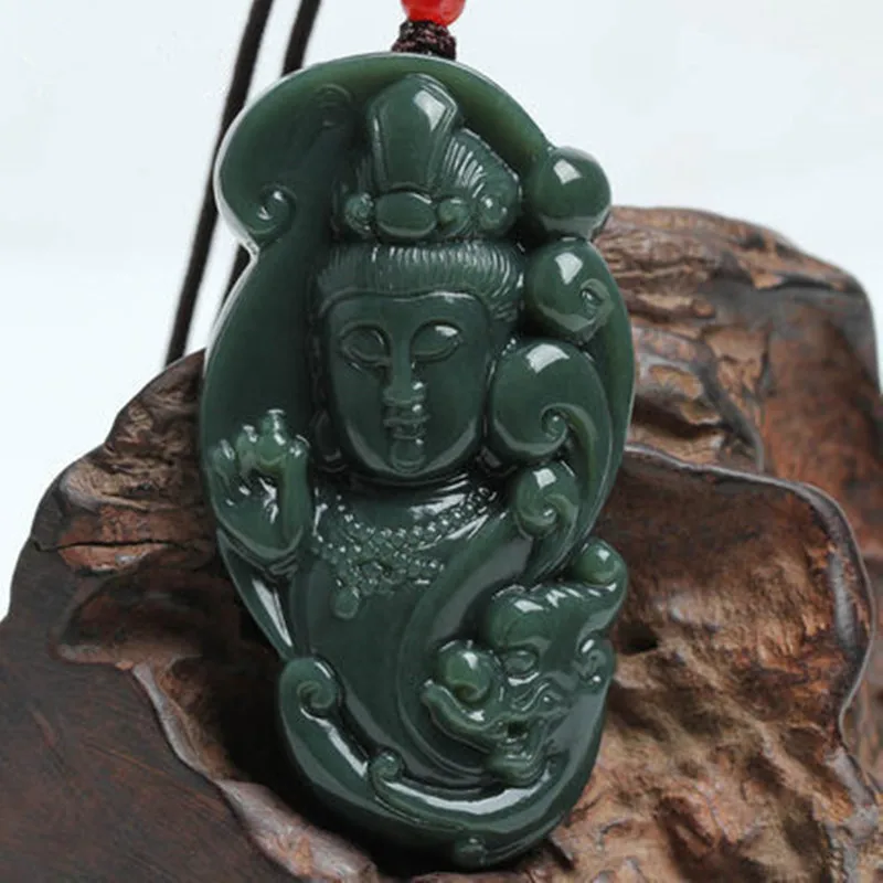 Кулон из натурального зеленого нефрита большого размера подвеска в виде фигурки
