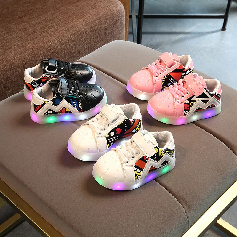2017 модная обувь с подсветкой дышащие Повседневные детские кроссовки рисунком