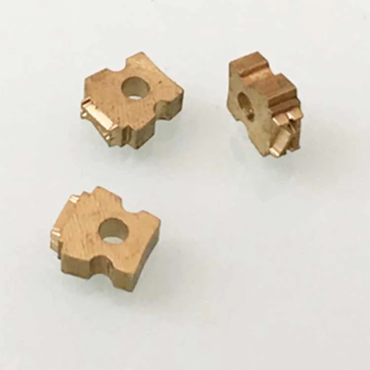 

Шрифт латунный полый 2,5*6,8*7 мм для маркировочной машины (A-Z 2 шт., 0-9 4 шт., символы 8 шт., Т-образный)