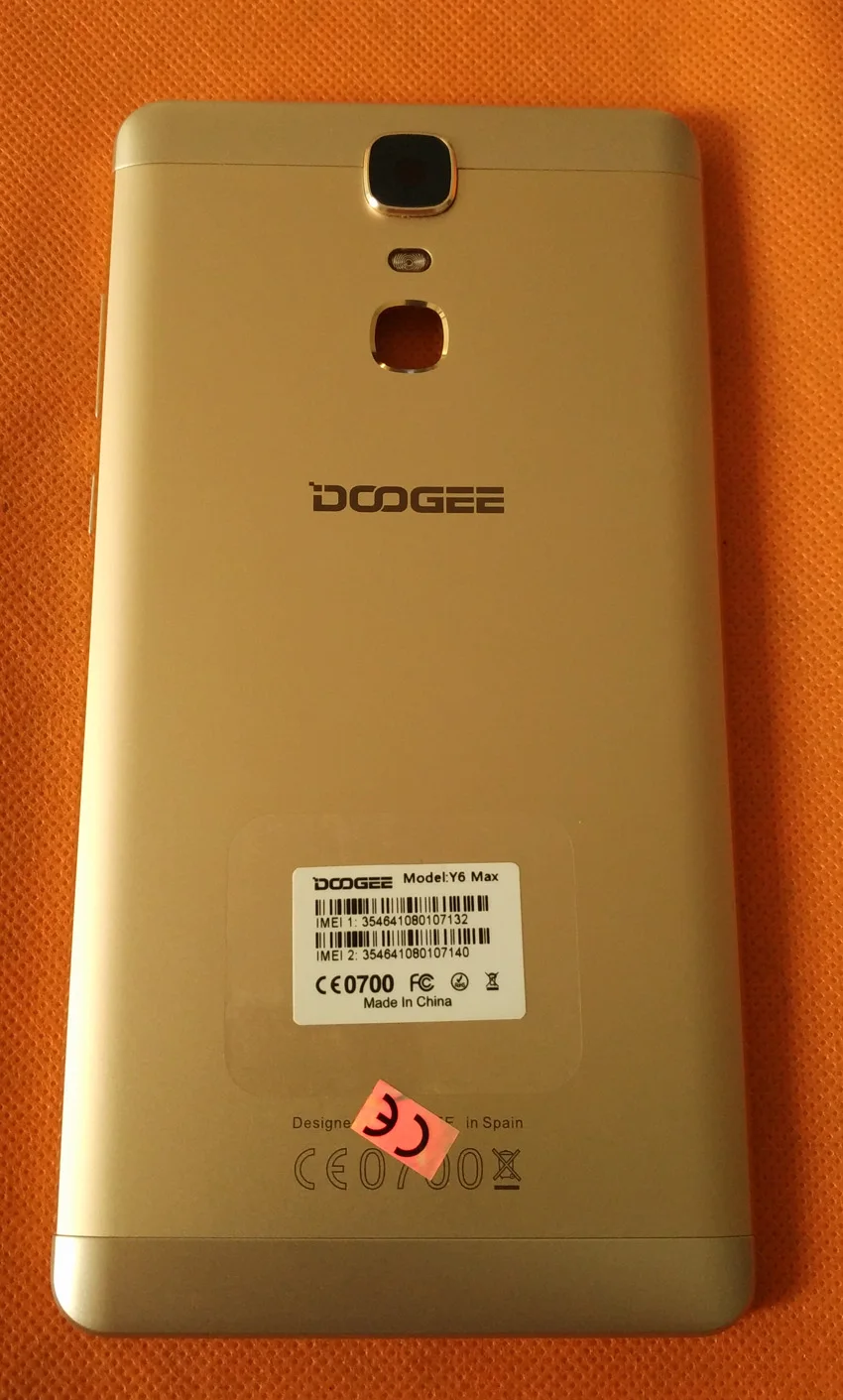 

Used Original Back Battery case cover +camera glass for DOOGEE Y6 Max 6.5 inch MTK6750 Octa Core Free Shipping