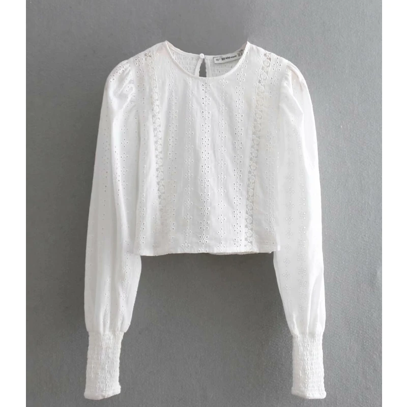 new women fashion long sleeve hollow out embroidery white blouse shirt blusas female elastic lace splice chemise tops LS3282 |