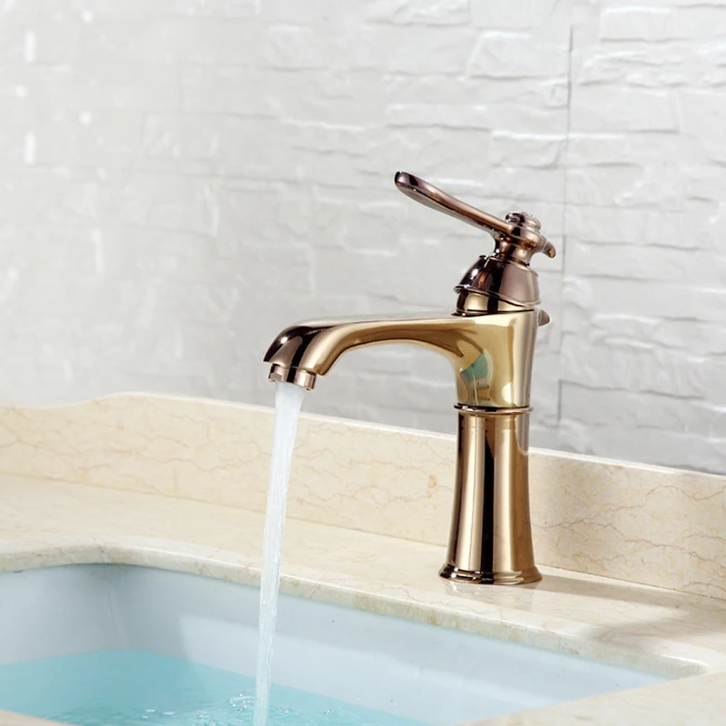 Смеситель для ванной комнаты из хромированной латуни с золотым покрытием