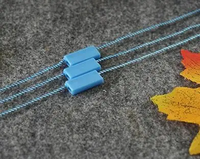 SKY BLUE 1000 шт. хорошего качества для висячей бирки в одежде, бирка строки шнур для одежды, ваш заказ прямо к этому поставщику цена ярлыка или пломбировальная наклейка - Цвет: SKY BLUE