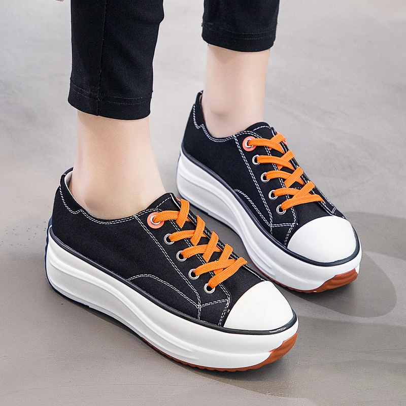 Женские Сникеры на платформе массивной плоской подошве модная повседневная