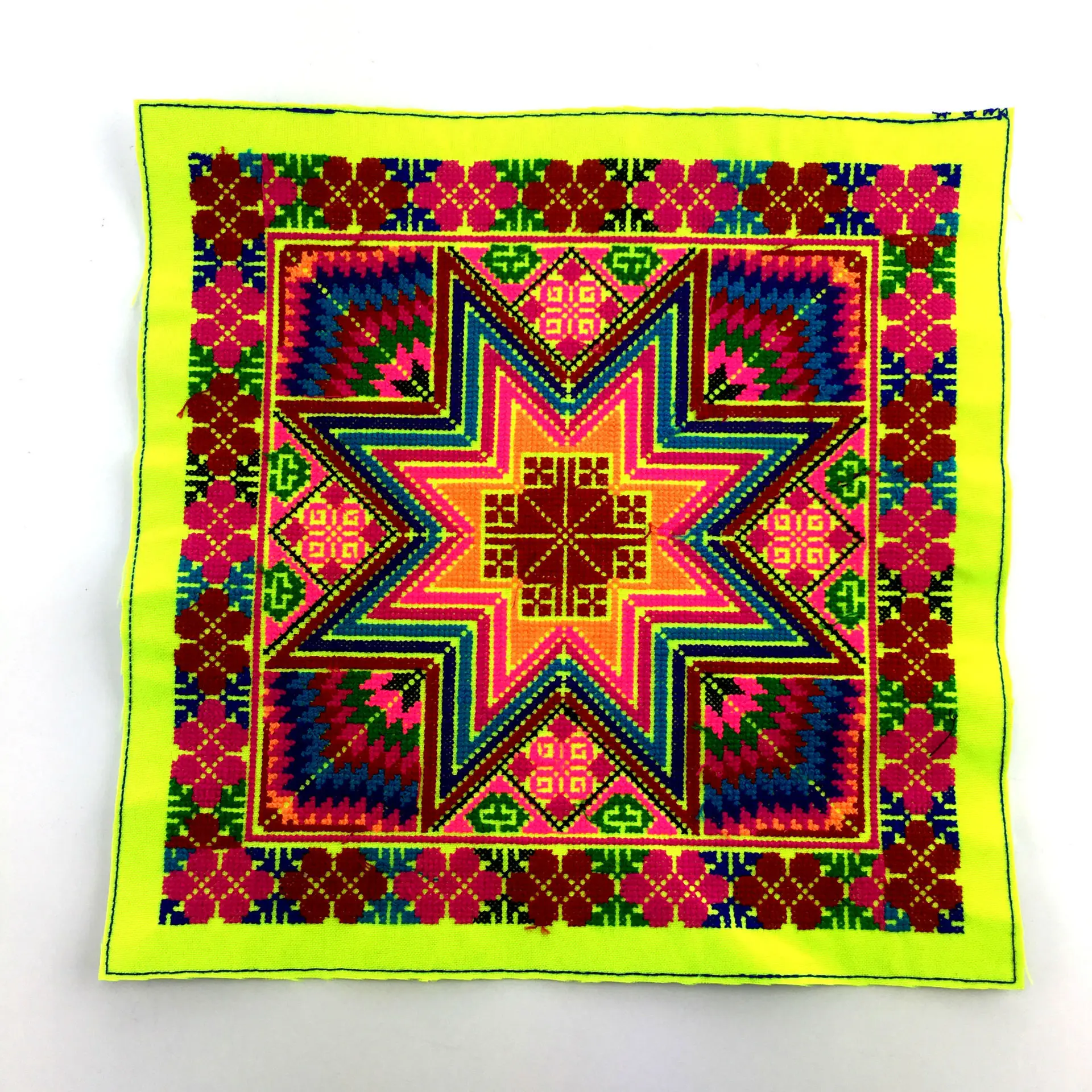 Китайский ретро народный цвет вышивка ткань большой патч Мандала Бохо Мода