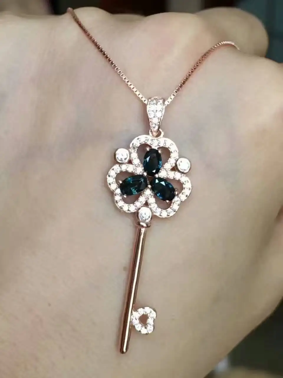 

natural sapphire pendant S925 silver Natural gemstone Pendant Necklace trendy romantic Clover key women wedding fine jewelry