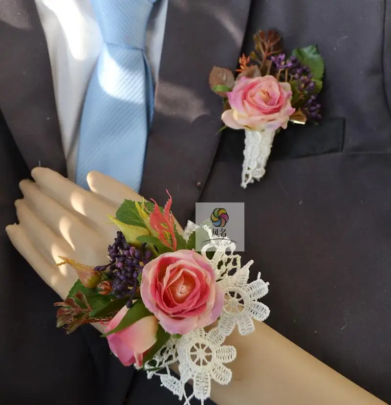 

New Style 5Pcs/Lot DIY Handmade Pink Retro Rose Lily wrist flower wedding decoration flower bride maid of honor wrist flower