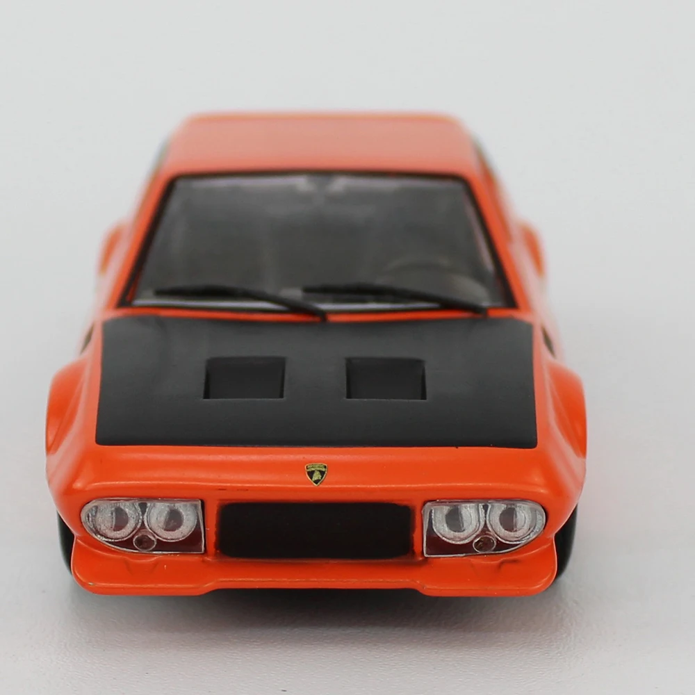 Модель HOMMAT 1/43 Jarama GTS (Боб Уоллес) 1972 модель автомобиля из металлического сплава