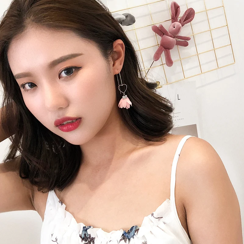 Женские длинные серьги Boucle D'oreille Femme с подвесками в виде цветка