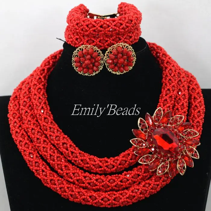 Комплект из колье и серёг с красными бусинами 3 ряда | Украшения аксессуары