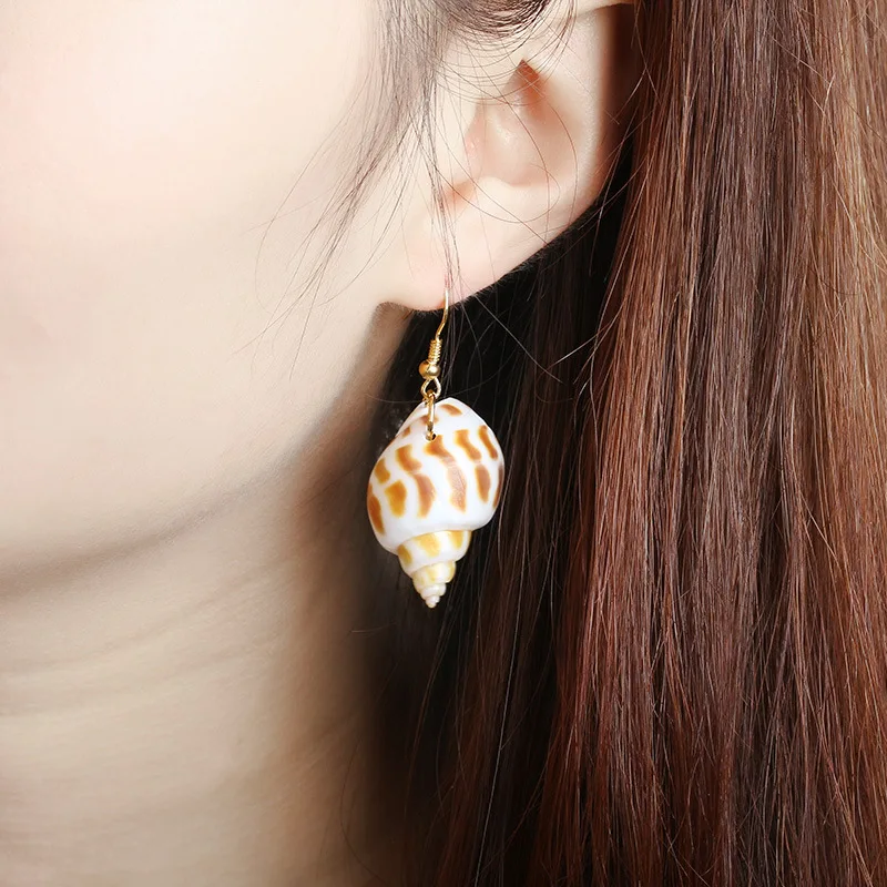 

Natural Conch Pendant Seashore Style Shell Drop Earrings Women Dangle Earrings