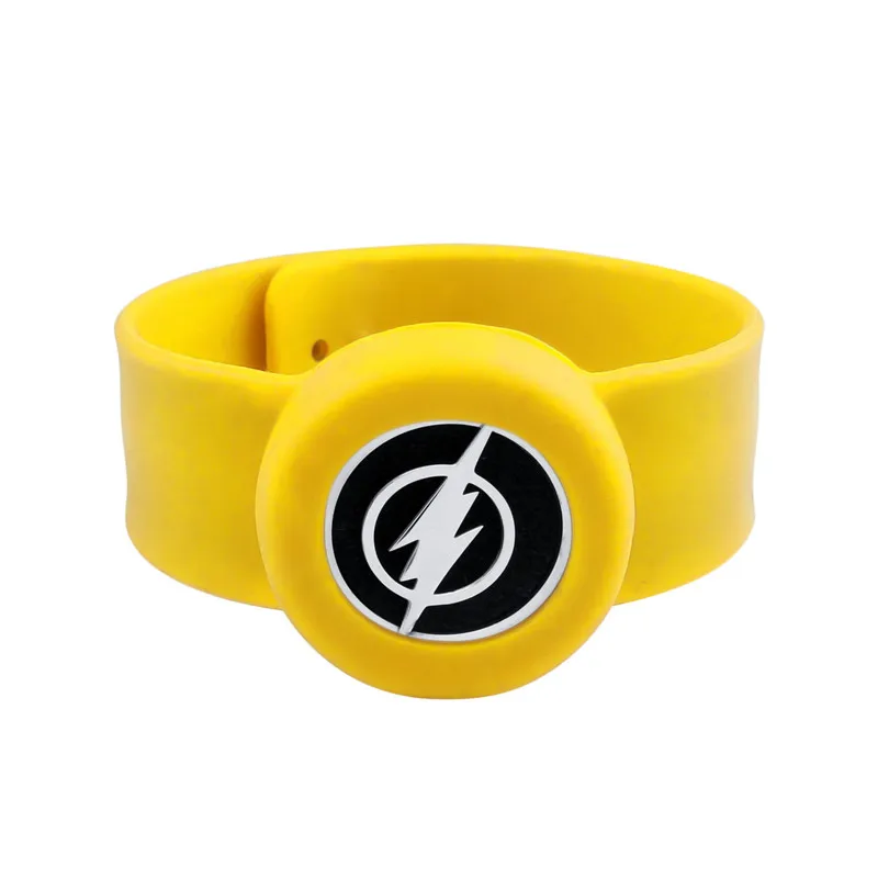 Yellow Нержавеющая сталь Flash Дети Регулируемый эфирный масляный браслет дети мужчины женщины силиконовый диффузор медальон силиконовые браслеты - Окраска металла: Yellow