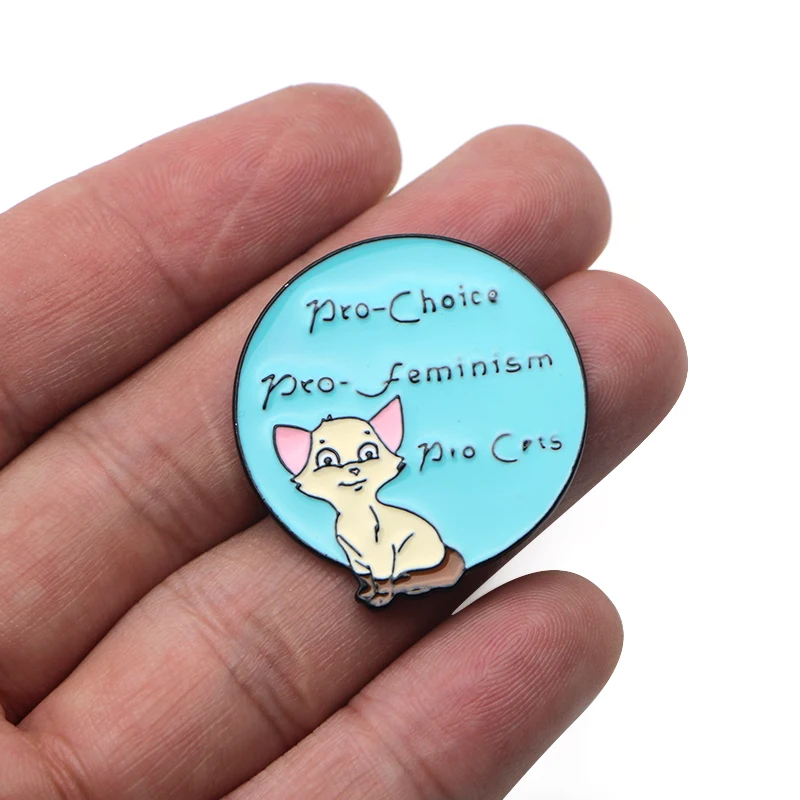 L3559 Pre Feminism Pro кошки эмалированные Броши мультфильм творческие металлические броши Джинсовая Шляпа значок воротник ювелирные изделия 1 шт