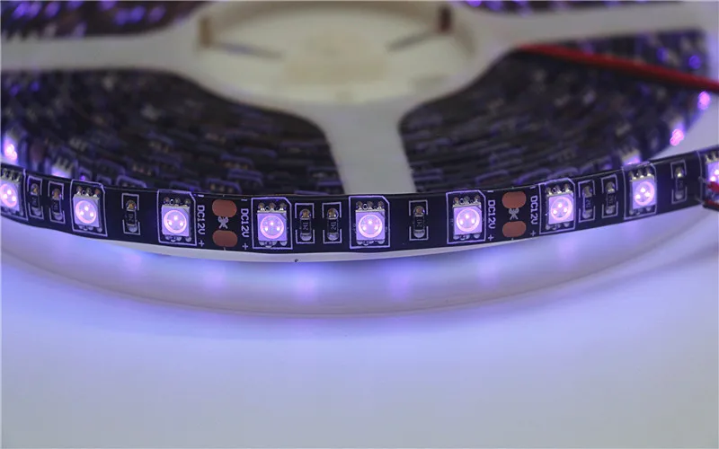 Высококачественный SMD5050 УФ гибкий светодиодный светильник DC12V 60 светодиодный s/m 395-405nm Ультрафиолетовый Водонепроницаемый светодиодный Диодная лента Черная печатная плата 0,5-5 м