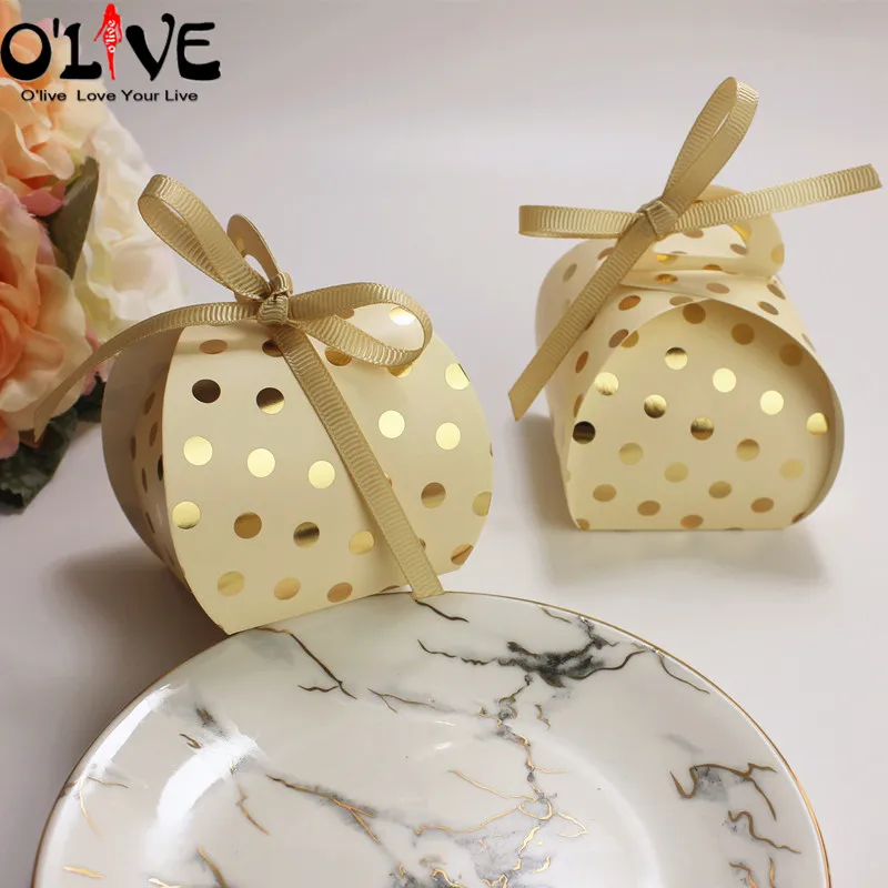 Gold With Ribbon 50 шт., подарочная коробка в горошек, маленький мешок для печенья, конфет, упаковки для свадебной вечеринки, подарочные бумажные коробки, картонные бонбоньерки, сумки для сладостей - Цвет: Gold With Ribbon