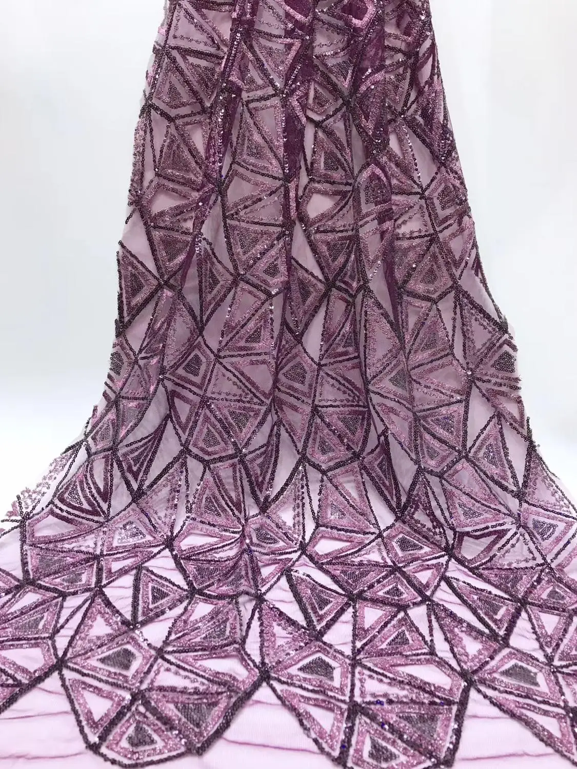 

2019 high quality lace nigerian lace fabric for women dress african tulle lace with sequins 5yards JYJUN231