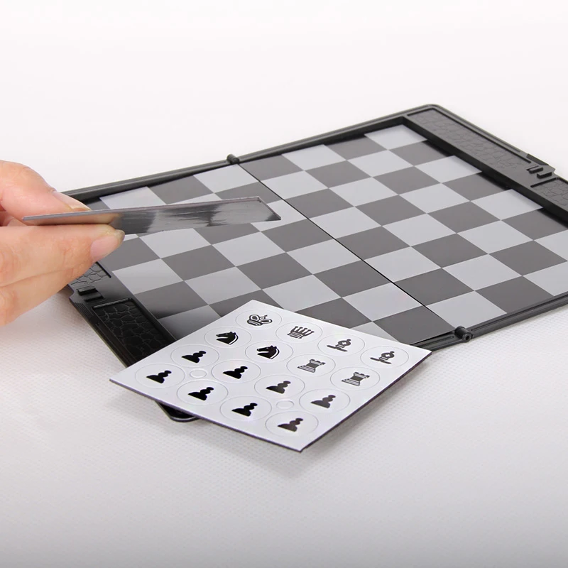 BSTFAMLY набор пластиковых шахмат игра портативная международных магнитные