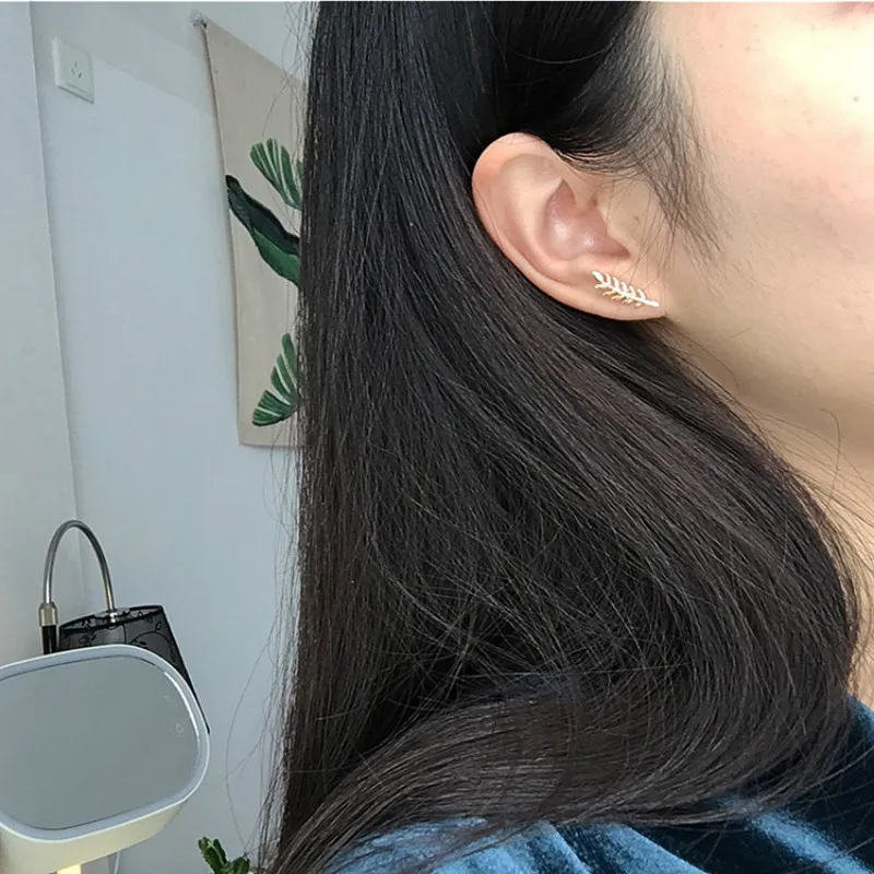 2017 новые винтажные серьги с перьями металлические корейские ажурные листья