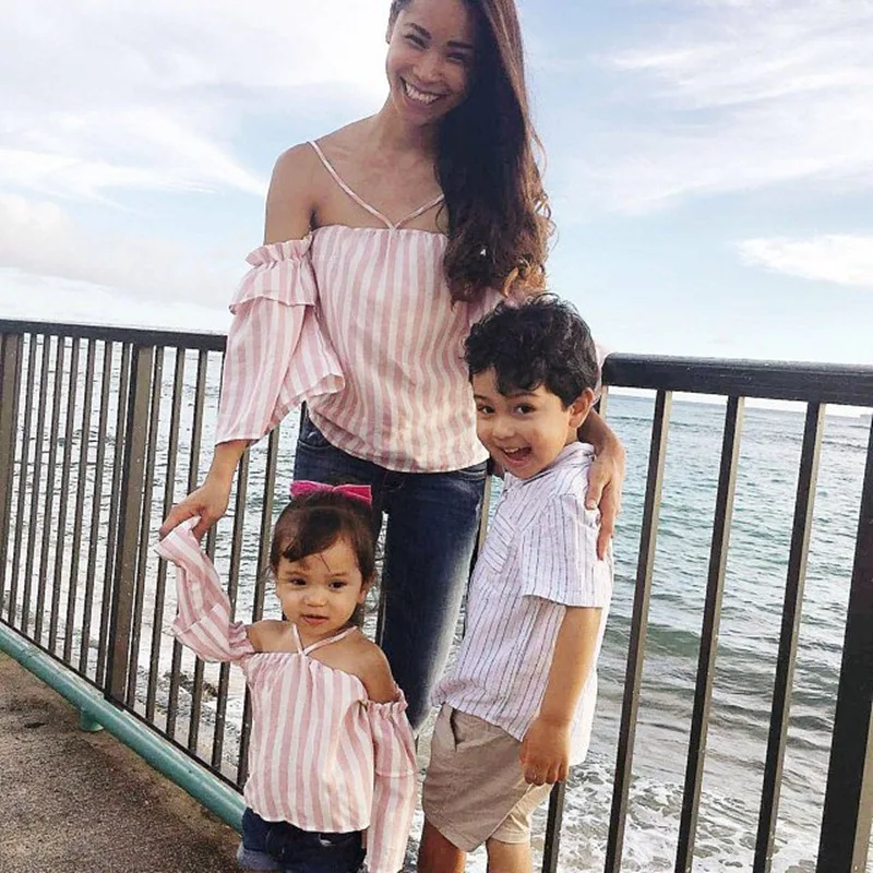 

2019 Mother and Daughter Matching Clothes Striepd Halter Top Tee for Family Matching Outfits Pink Mommy and Me Clothes Pajamas