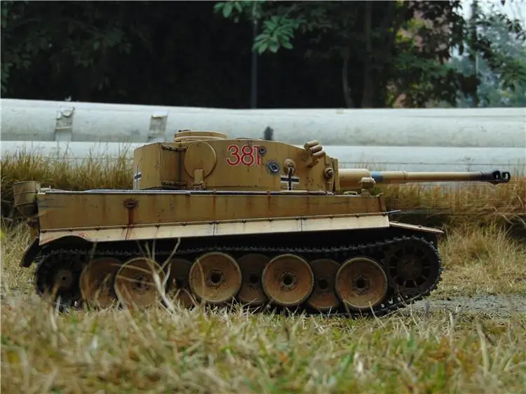 KNL хобби HENGLONG 1/16 Тигр радиоуправляемая модель танка пульт дистанционного управления от производителя Тяжелая нанесения краски, чтобы сделать старый обновления