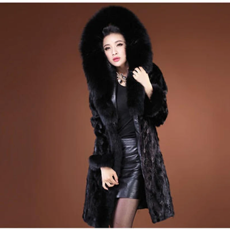 Женское пальто с искусственным лисьим мехом длинное теплое капюшоном из