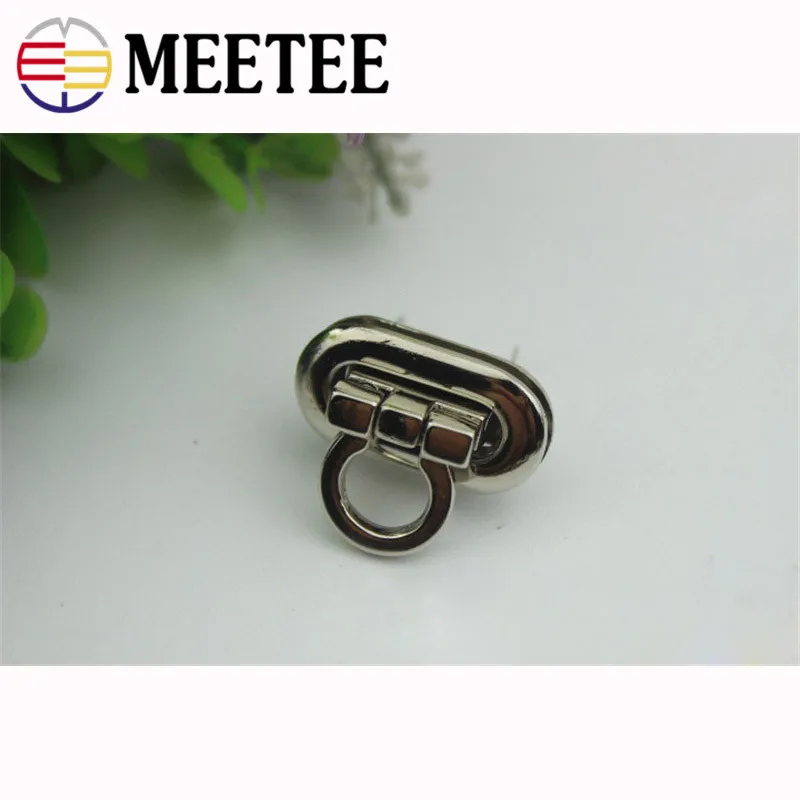 MEETEE 2pcs 3cm Metal Rectangle Clasp Lock Buckle DIY Hand Luggage Bag Hardware Craft Decoration Accessories ZK514 | Дом и сад