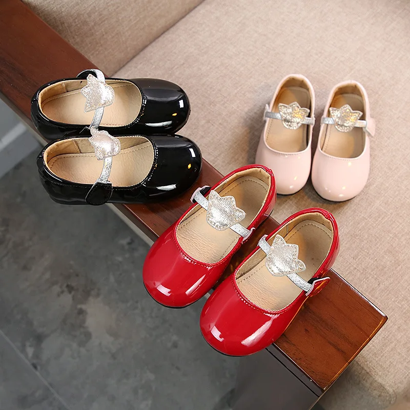 JGSHOWKITO New Soft Patent Leather Girls Shoes Solid Color Red Black Pink Kids Toddler Flats For Princess Sweet With Crown | Детская