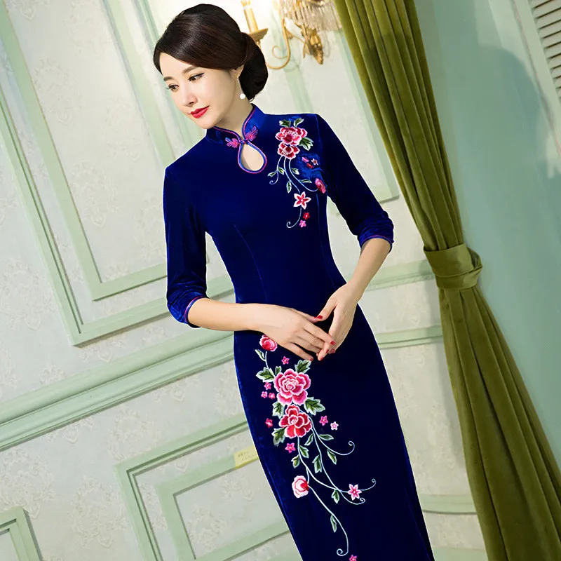 Для женщин большой размеры длинные бархатные Cheongsam вышивка мать Стенд воротник Длинные Qipao платье Половина рукава свадебный банкет 3XL 4XL