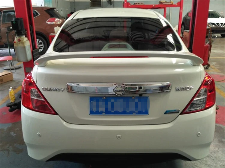 Для Nissan спойлер Sunny Versa надрезаемая подкладка, abs Материал заднего крыла первоклассника Цвет задний спойлер для Nissan спойлер Sunny 2011