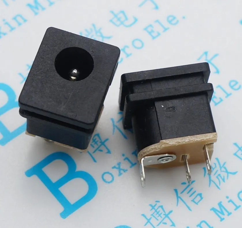 

100pcs DC015 DC power socket DC-015 square panel mount socket 5.5*2.1mm