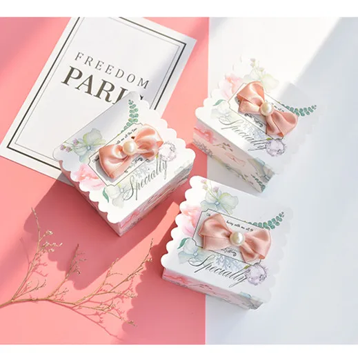 pink white Новая европейская розовая Подарочная коробка с перьями в стиле Love, Подарочная коробка для детского дня рождения, коробочка для конфет на вечеринку, Сладкие шоколадные коробки, свадебные сувениры, украшения - Цвет: pink white