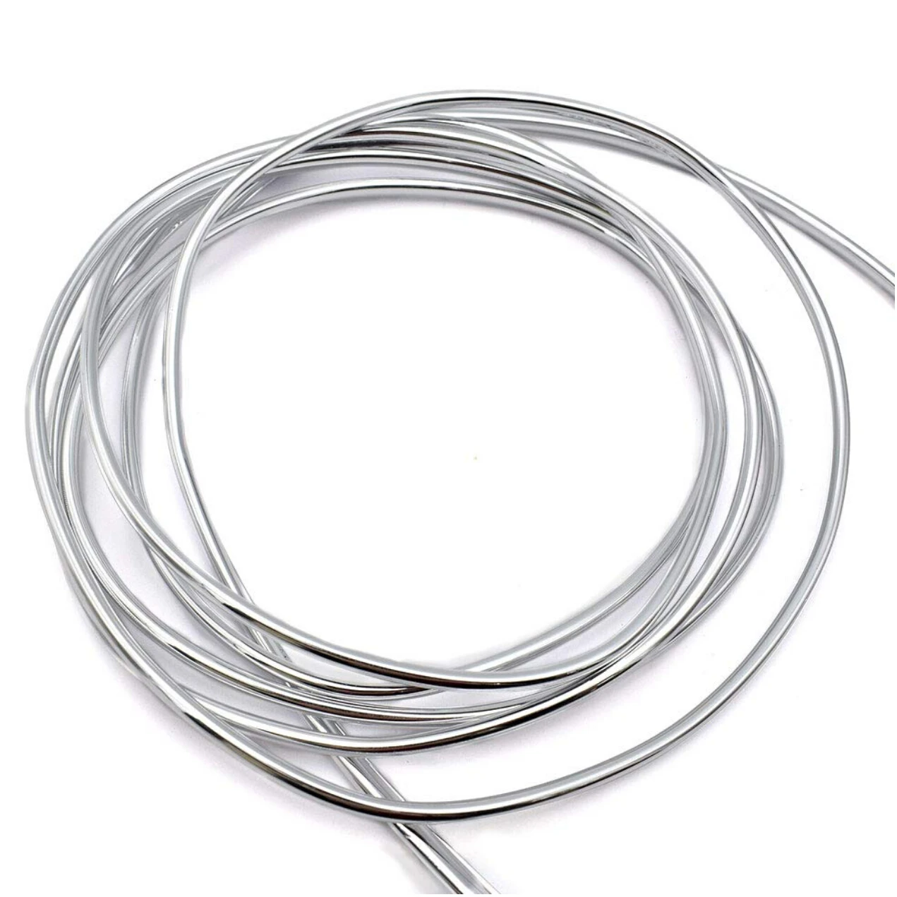 Наклейка на решетку вентиляционного отверстия автомобиля Fiat 500 600 Tipo Punto stilo Freemont