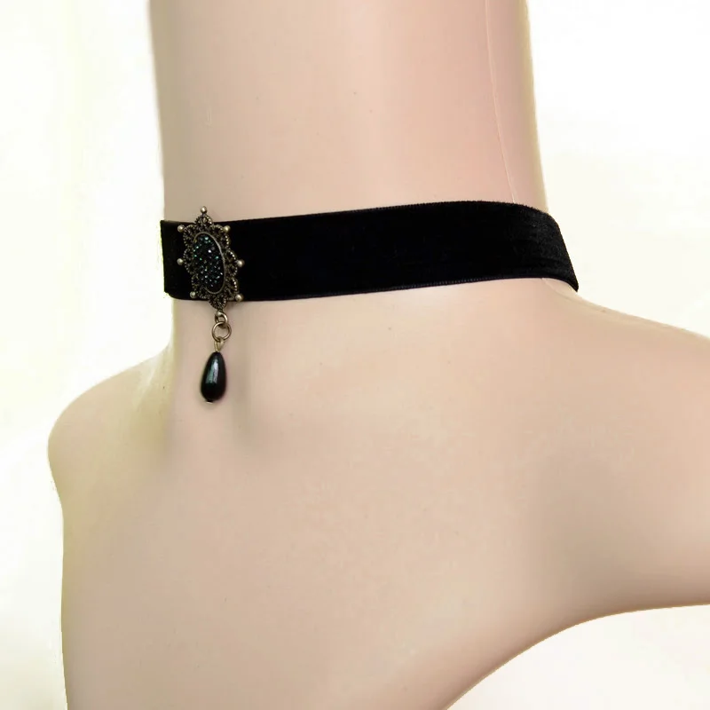 Женские Готический бронзовый сплав цветочный черный горный хрусталь бисера